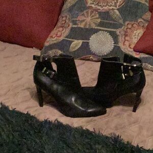 Guess stiletto buckle bootie